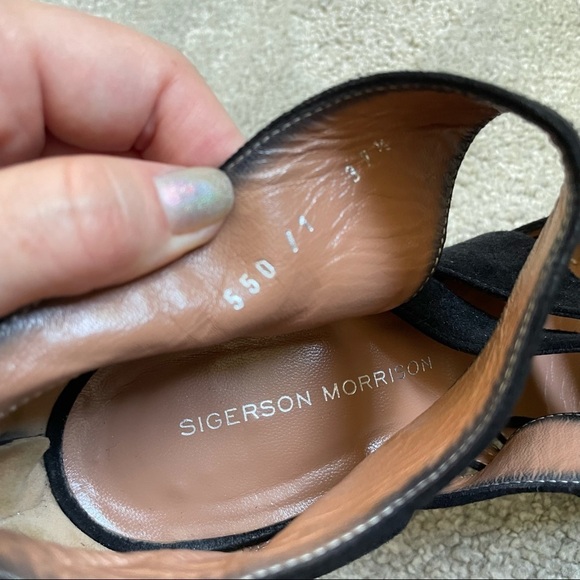 Sigerson Morrison Black Suede Cut Out Strappy Pump - Picture 11 of 12